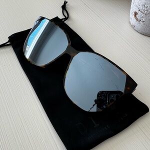 Diff Eyewear Gia Oversized Tortoiseshell Sunglasses Blue Mirrored Lenses